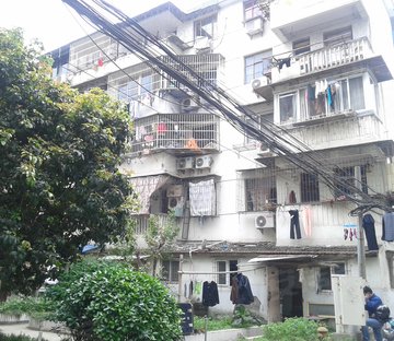 中山路12号小区