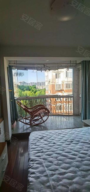 海怡花园3室2厅2卫