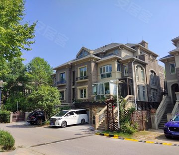 山水华门别墅园