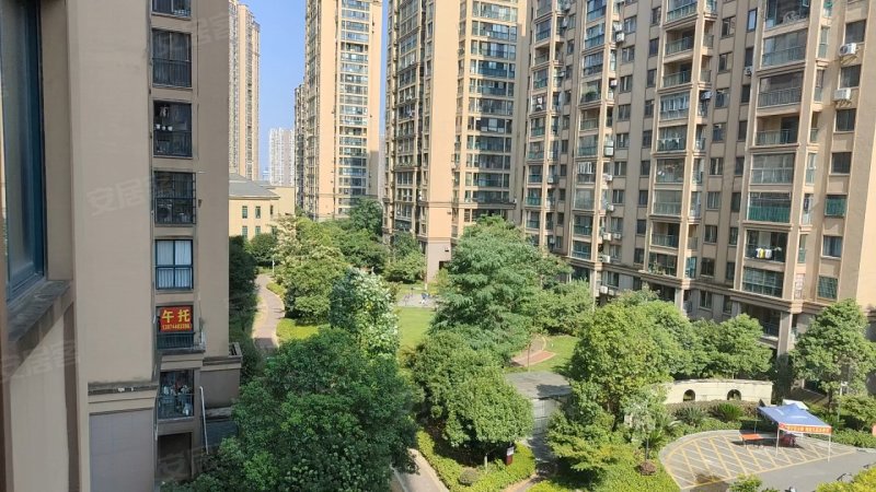宏宇新城巴萨名门南区