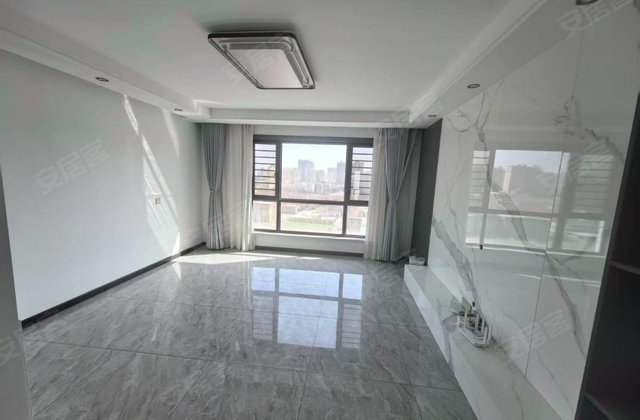 天山熙湖二期国宾壹号院小区3室2厅124㎡69万二手房图片