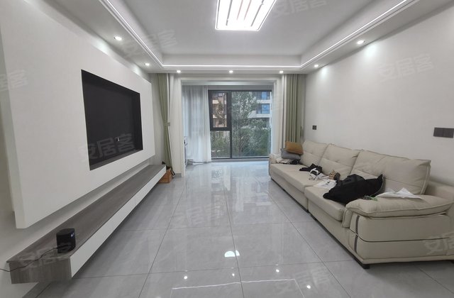 邦泰国宾府3室2厅115㎡89万二手房图片