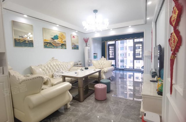 互湘东江湾3室2厅130㎡75.6万二手房图片