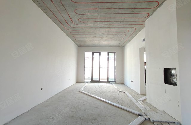 凤凰广场云庐4室2厅135㎡73万二手房图片