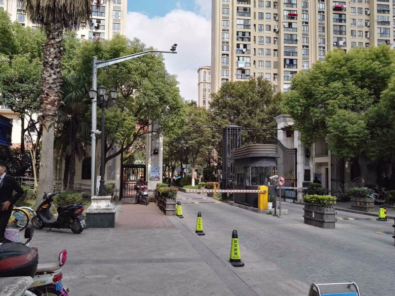 环球翡翠湾花园(公寓住宅) 环球翡翠湾花园(公寓住宅)