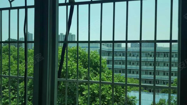 湖南省变电修试安装公司宿舍3室2厅1卫99㎡南北56.8万