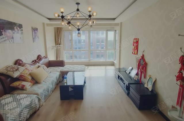 宏运新城3室2厅120㎡35万二手房图片