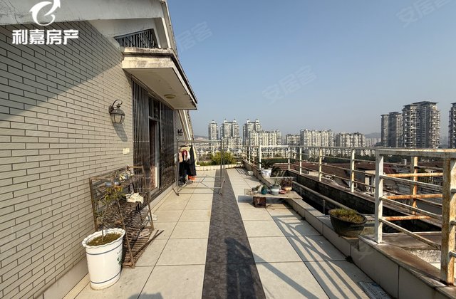 琴海豪庭5室2厅150㎡169.8万二手房图片