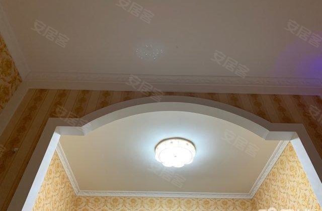 中植小区2室1厅60㎡13.5万二手房图片