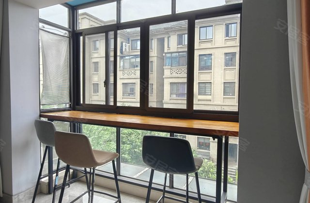 玫瑰星城4室2厅125㎡138万二手房图片