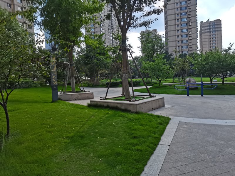 昌润莲城瑞荷园