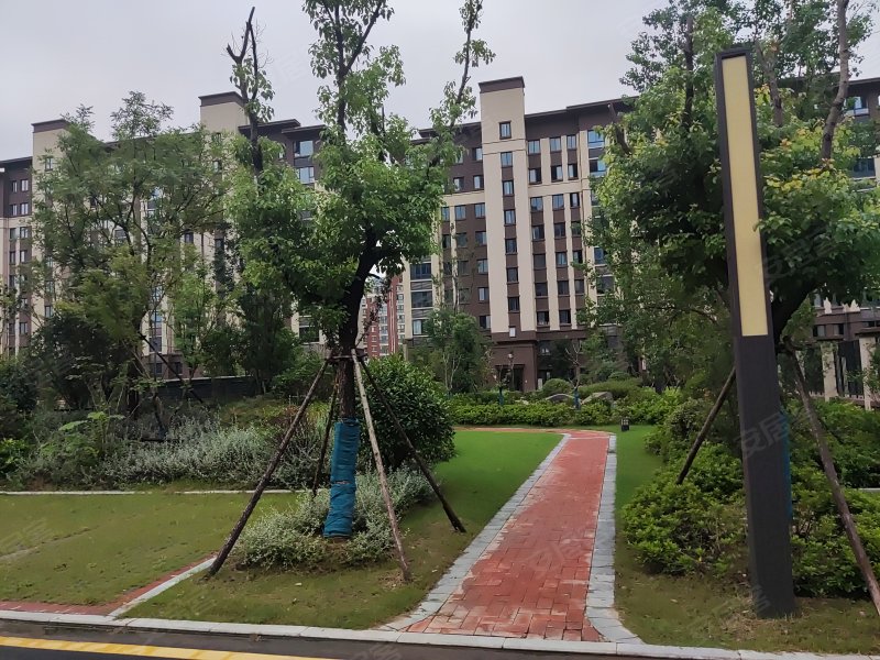 晶宫西城尚都东区