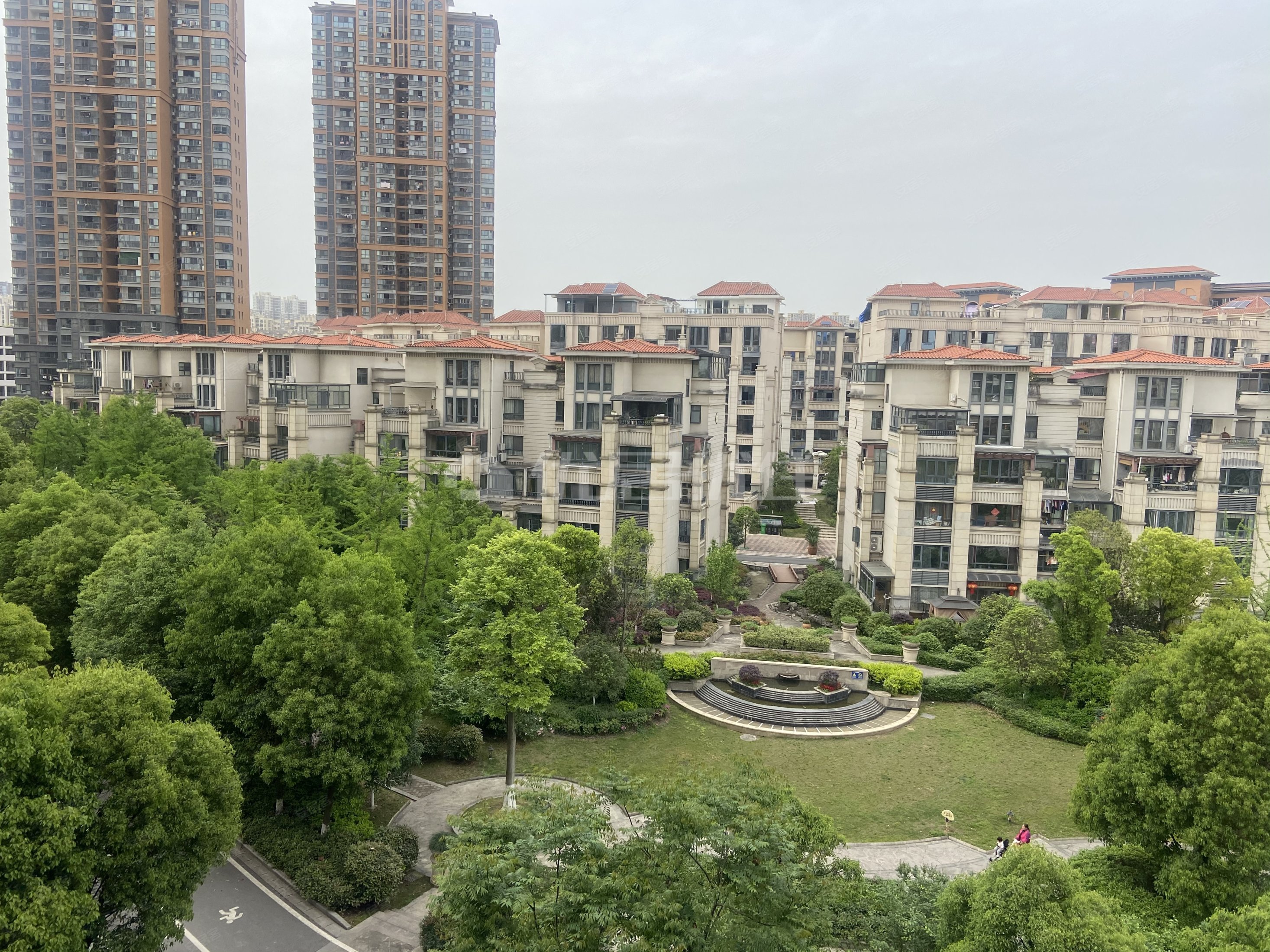 中南路商圈中南实小旁依山郡边户大3房仅96万随时看房