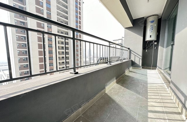 越秀青特翰悦府3室2厅105.09㎡55万二手房图片