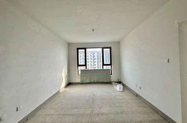 高铁新干线2室2厅1卫88㎡南40万