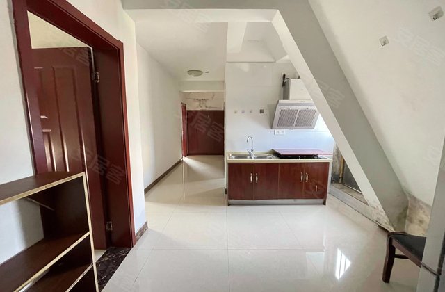 新新家园(一期)6室3厅164.83㎡59.8万二手房图片