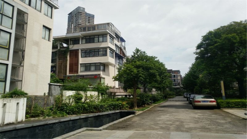 中天金海岸三期金爵苑(别墅)