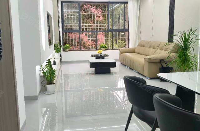 盘江花园3室2厅106㎡61.8万二手房图片