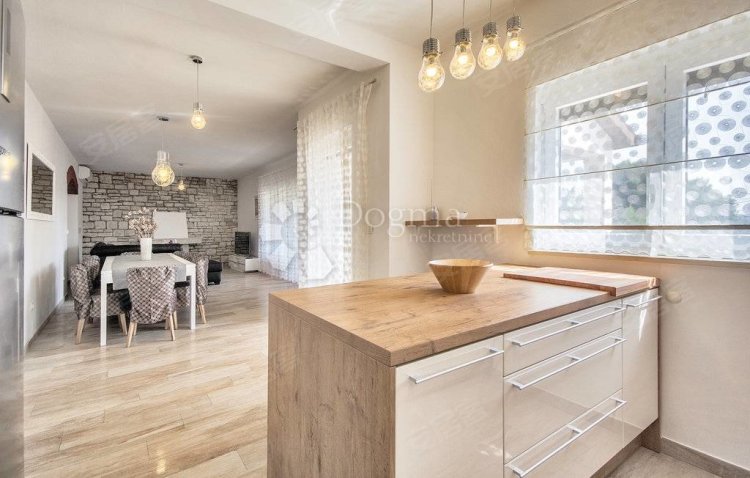 克罗地亚约¥643万CroatiaPulaHouse出售二手房公寓图片