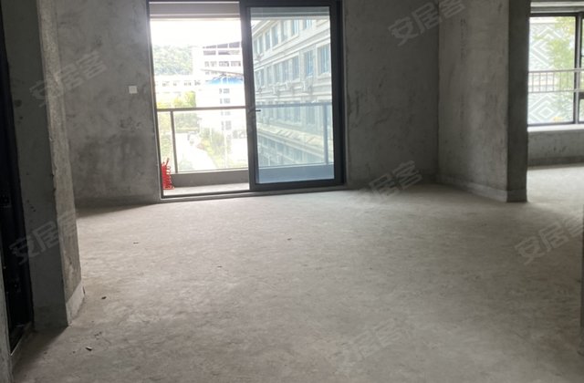 中盛铂珺府3室2厅119㎡167万二手房图片