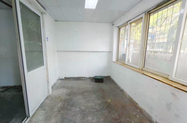 印江南里 南北通透 满五 近地铁 商业配套齐全 医疗配套成熟