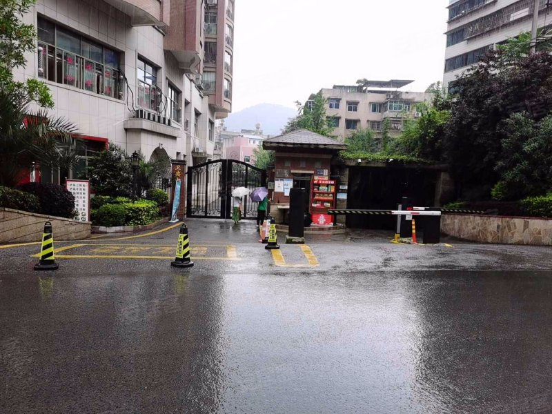 蓝波湾新天卫城卫央街区,滨溪南路1号-贵阳蓝波湾新天卫城卫央街区