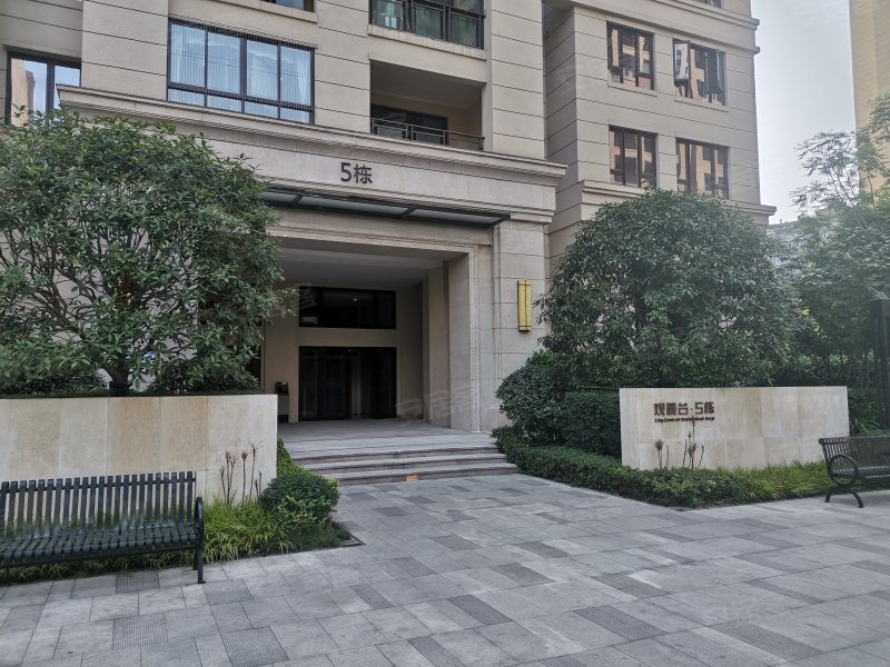 融创滨江壹号观麓台