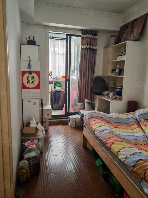 红墅湾3室1厅1卫