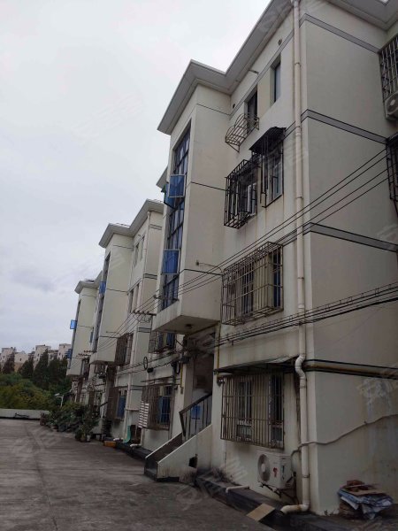 东方路3721弄小区