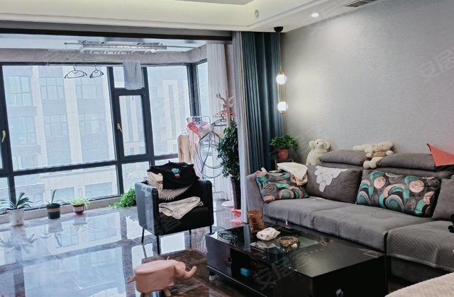 怡海龙湖壹号4室2厅214㎡240万二手房图片