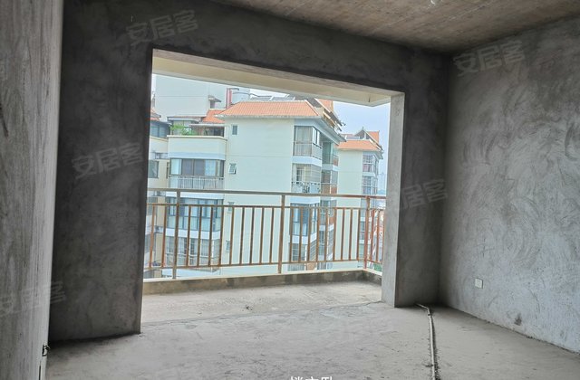 美丽春天4室2厅155.58㎡78万二手房图片