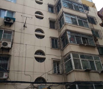 王府花园 南北通透 近医院 商业配套成熟 双卫 近地铁