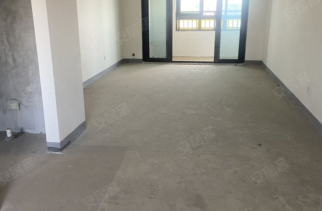 绿地四季印象3室2厅108㎡56.8万二手房图片