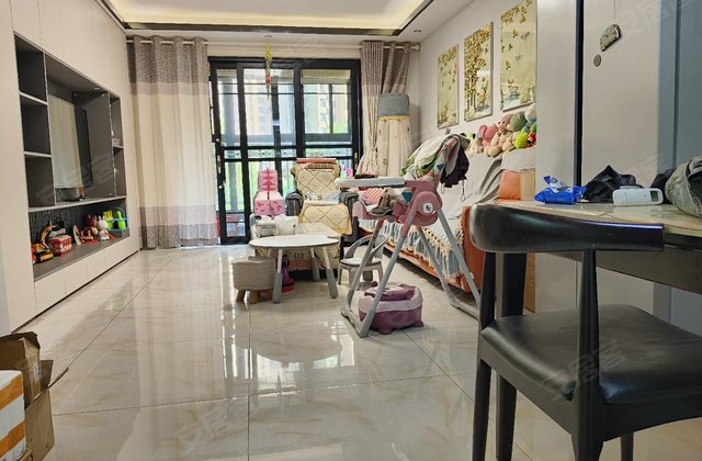 滨江公馆3室2厅128㎡65万二手房图片