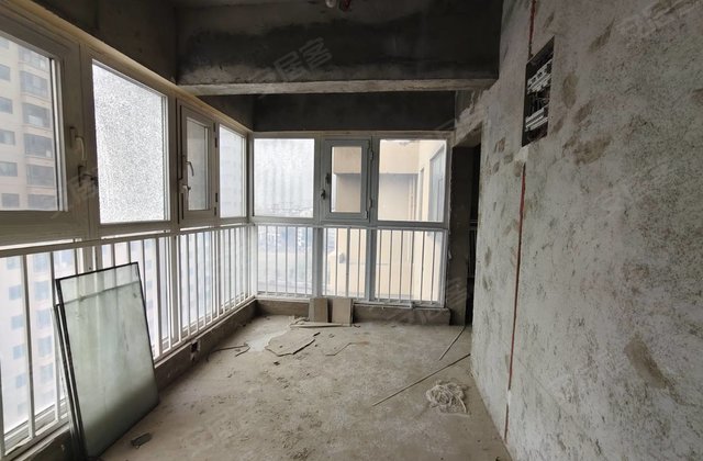 佳田西湖岸3室2厅136㎡74万二手房图片