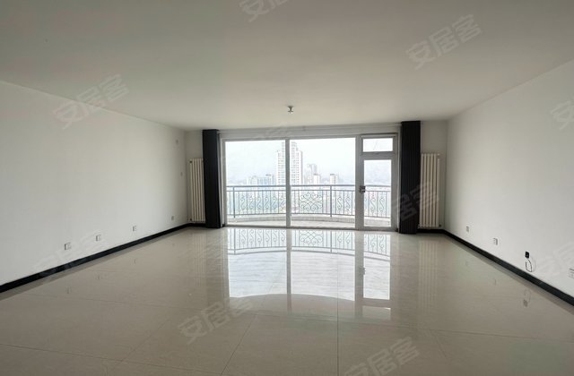 中卫世纪城3室2厅231.48㎡456万二手房图片