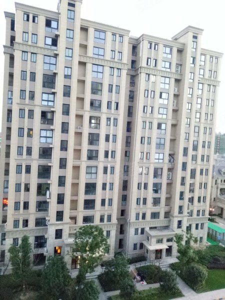 保利蔚蓝林语(公寓住宅) 