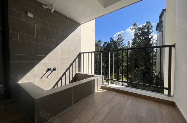 腾冲华侨城1室2厅45㎡37万二手房图片