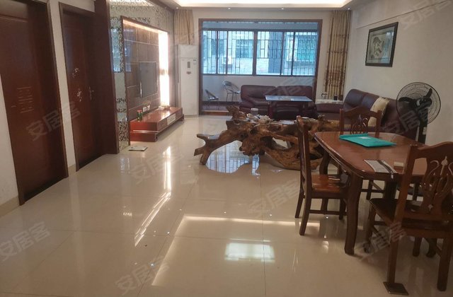 东江花园4室2厅140㎡51.6万二手房图片