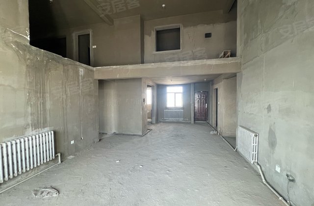 宝地东湖湾B区5室2厅189㎡145万二手房图片