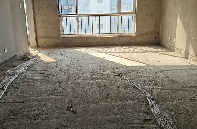 恒丰国际3室2厅147㎡110万二手房图片