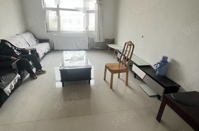 宜居园一区3室2厅104㎡31.5万二手房图片