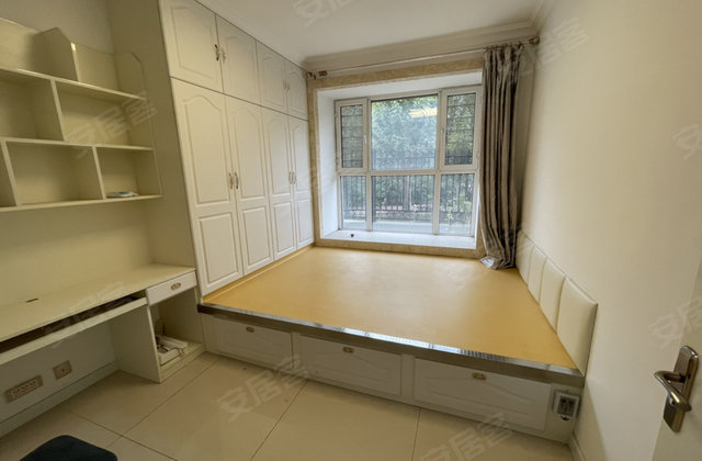 中东帕萨迪纳2室1厅73.41㎡28万二手房图片