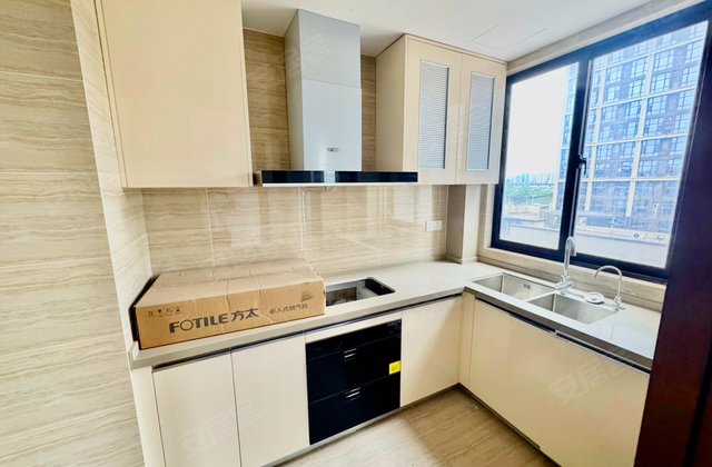 新力琥珀园(一期)3室2厅116.2㎡82万二手房图片