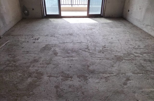 碧桂园凤凰湾4室2厅141.6㎡63万二手房图片