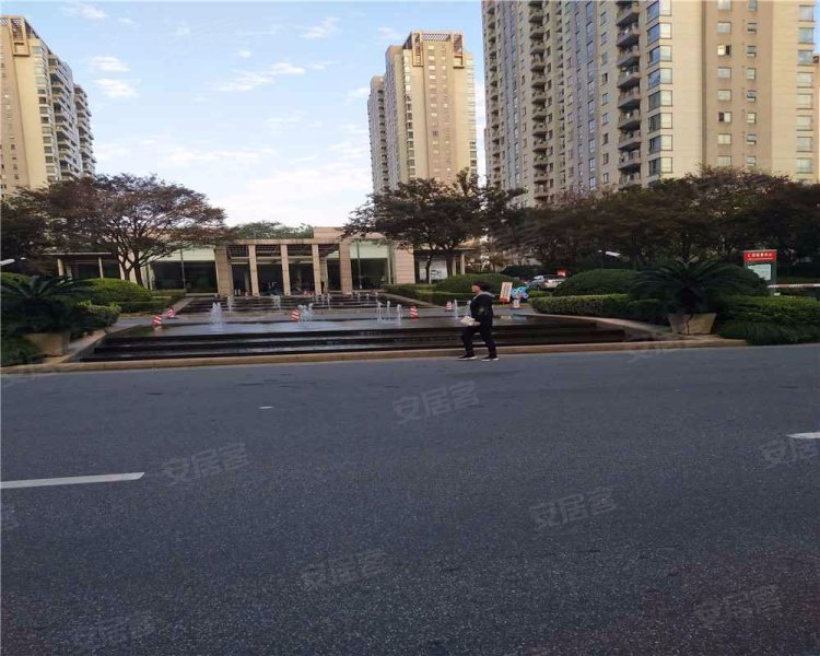 仁恒河滨城(三期) 