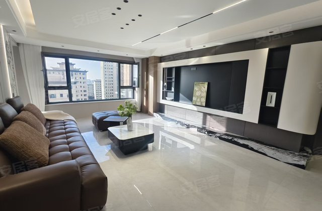 悦海竹溪里3室2厅132.6㎡126万二手房图片