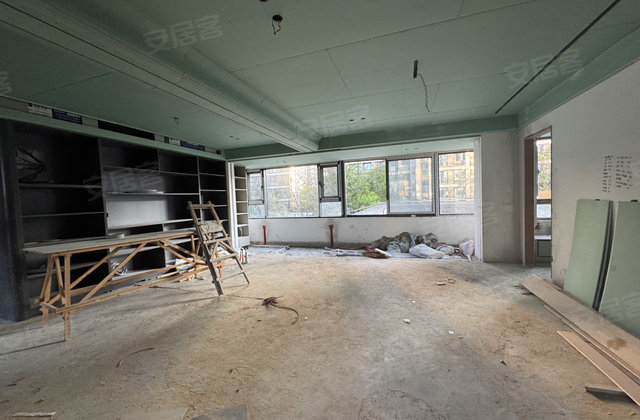 江境12653室2厅142.79㎡265万二手房图片