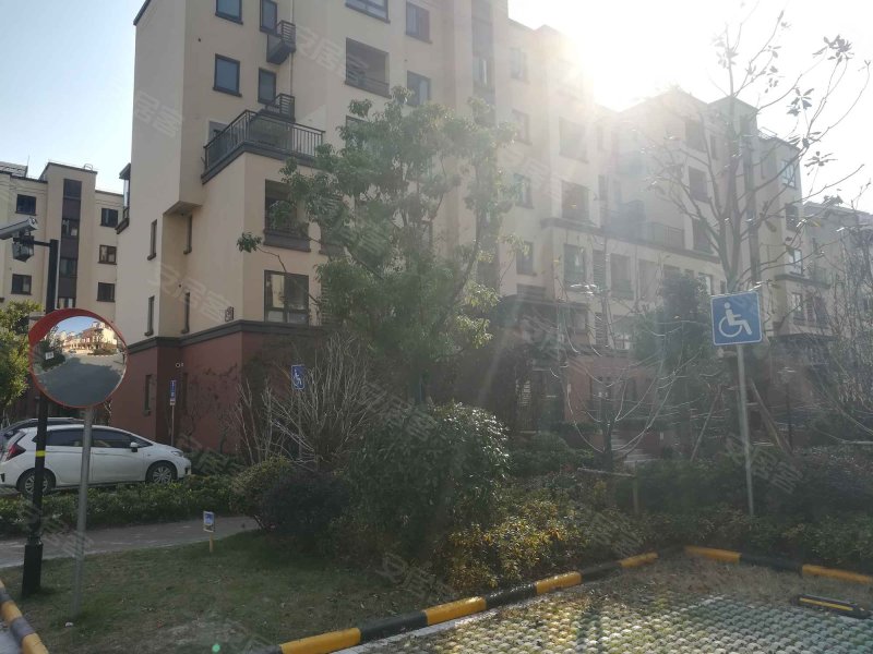 信达蓝庭(公寓住宅) 