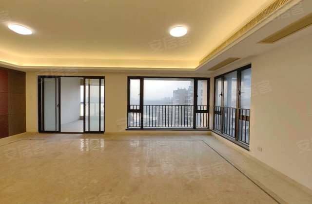 万科虹溪诺雅4室2厅161㎡550万二手房图片